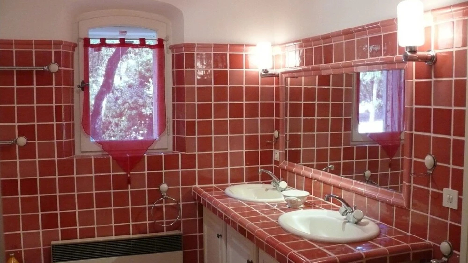 Les Bastides de lAuviduery