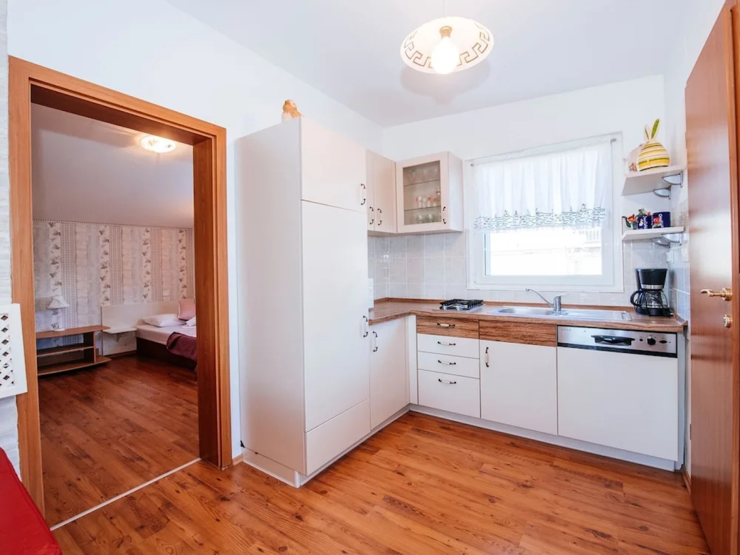 Beautiful Holiday Home With Private Pool, Nice Garden With Relax Area, Taverne