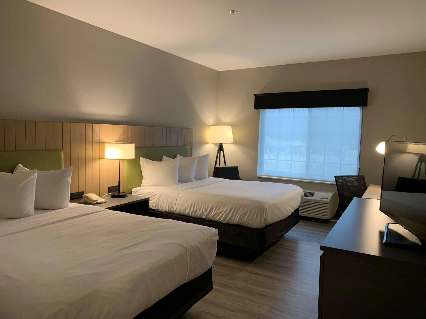 Country Inn & Suites by Radisson, Madison, WI