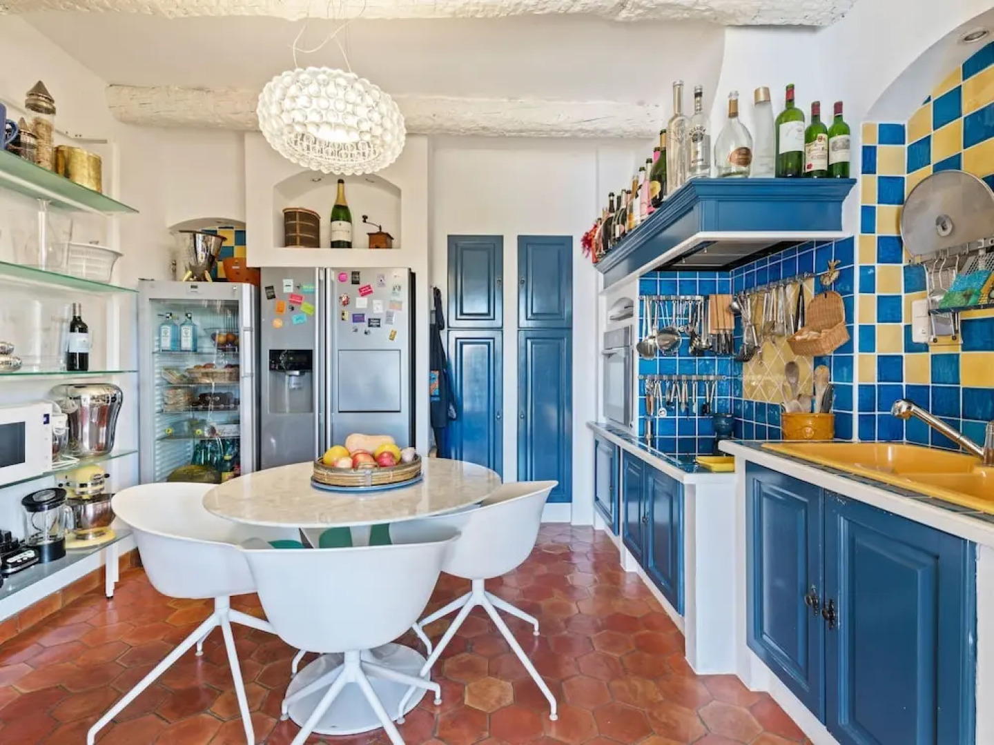 Unparalleled Combination of Nature and Water in This House on the Côte Bleue