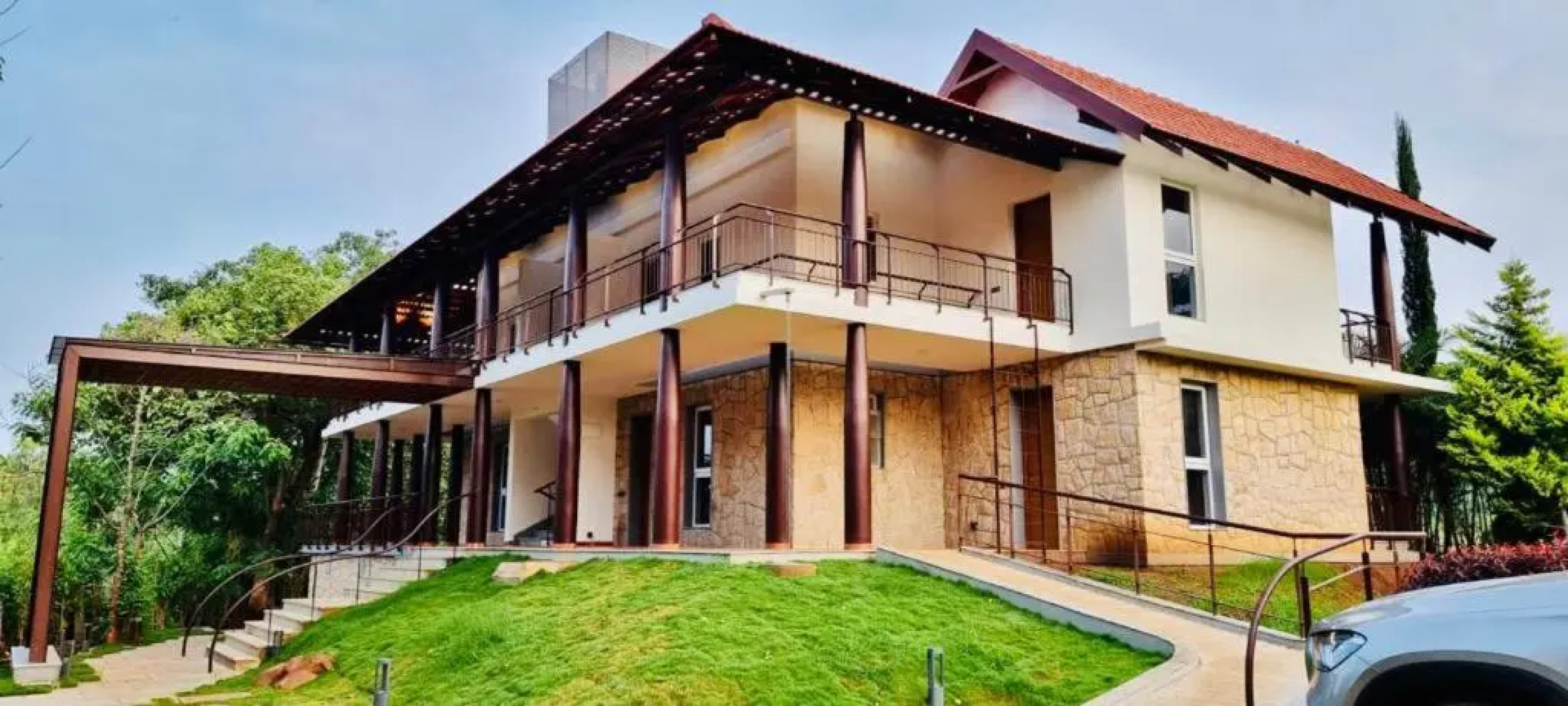 7 Heaven Villas & Resorts