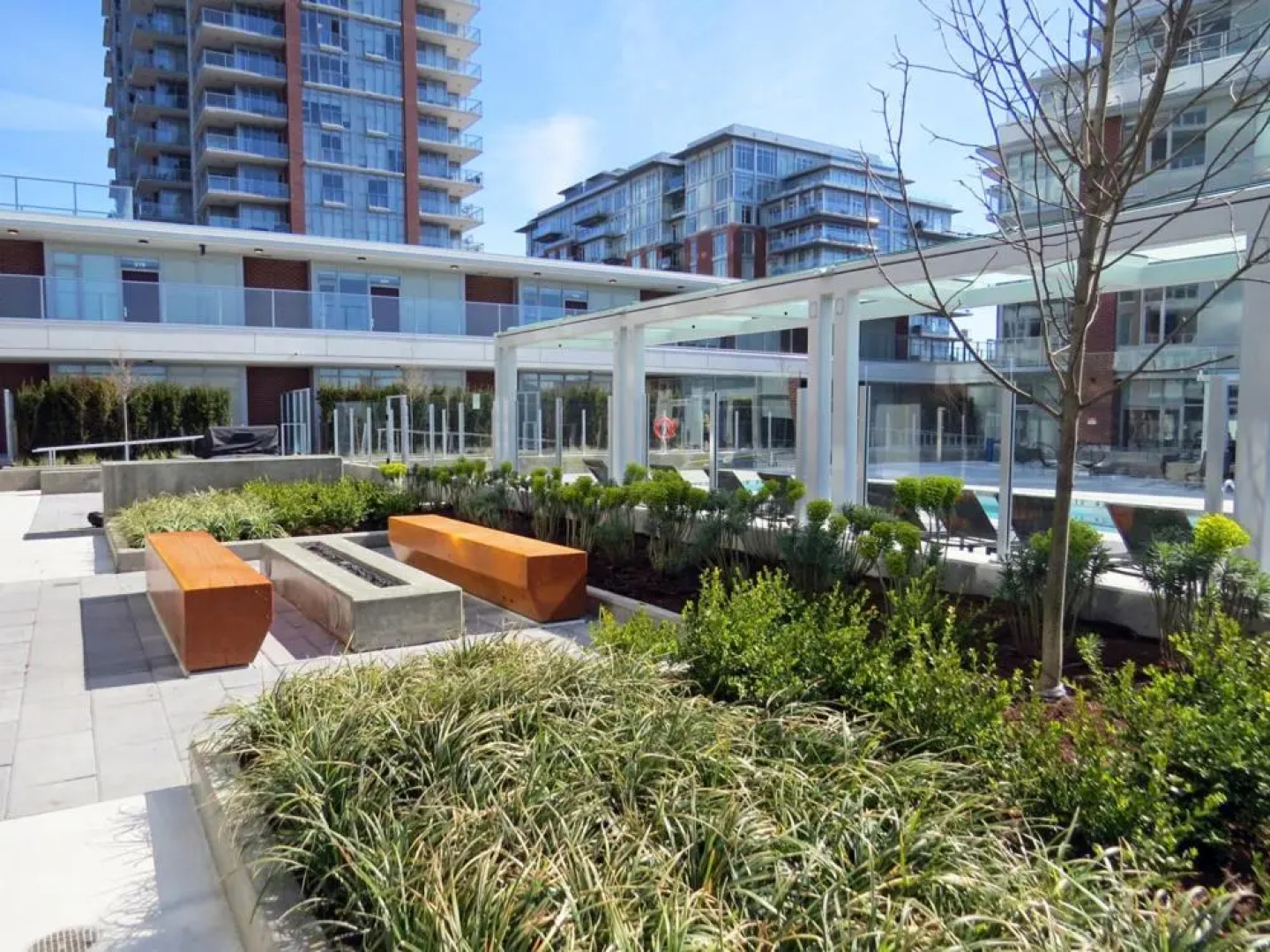 Encore by the Bay - 30 Day Min