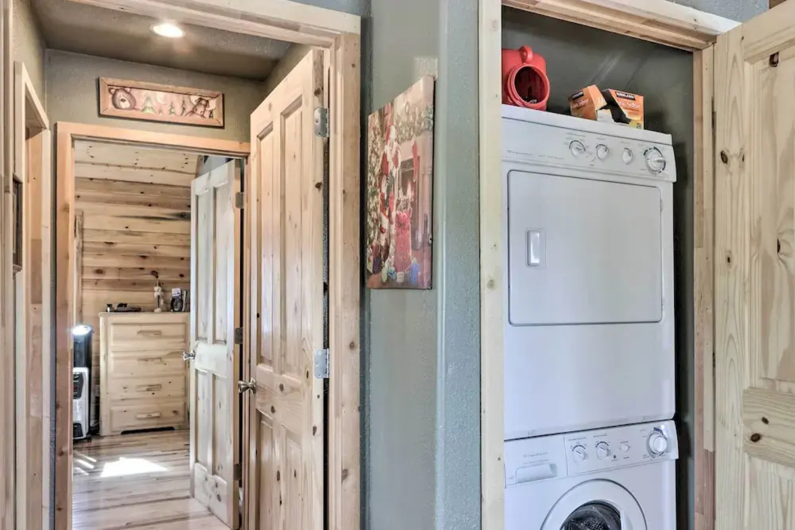 Fire Pit + Game Room: Heber-overgaard Cabin!