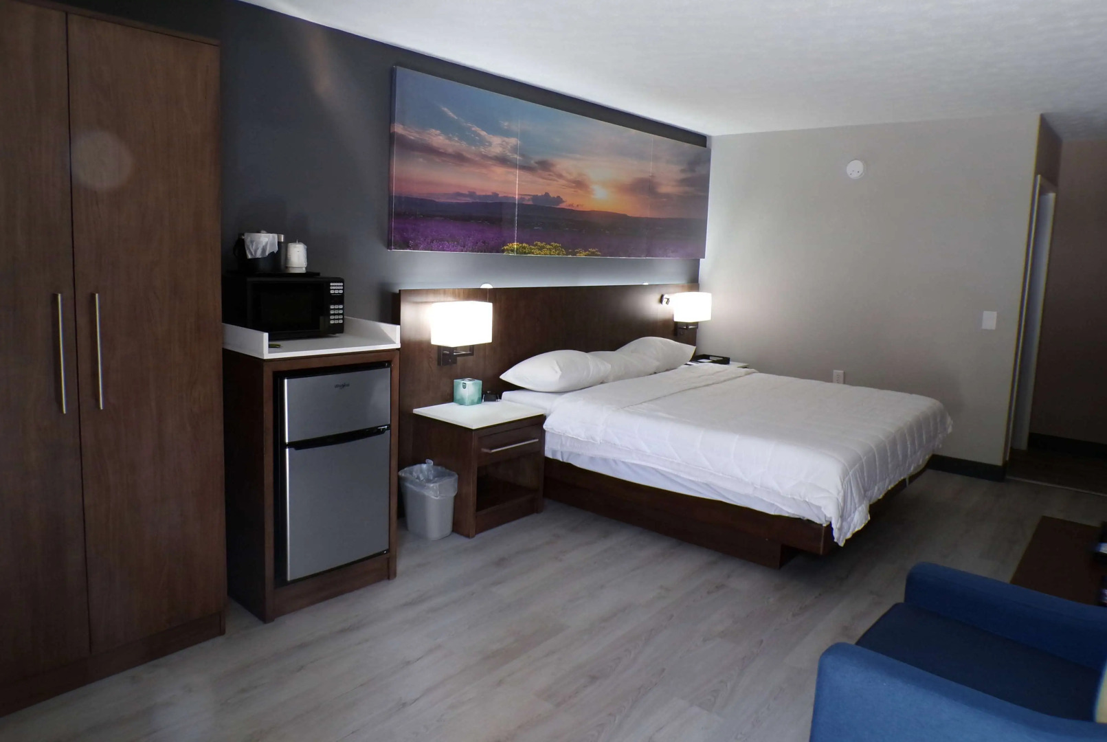 Luxor Inn & Suites, a Travelodge by Wyndham