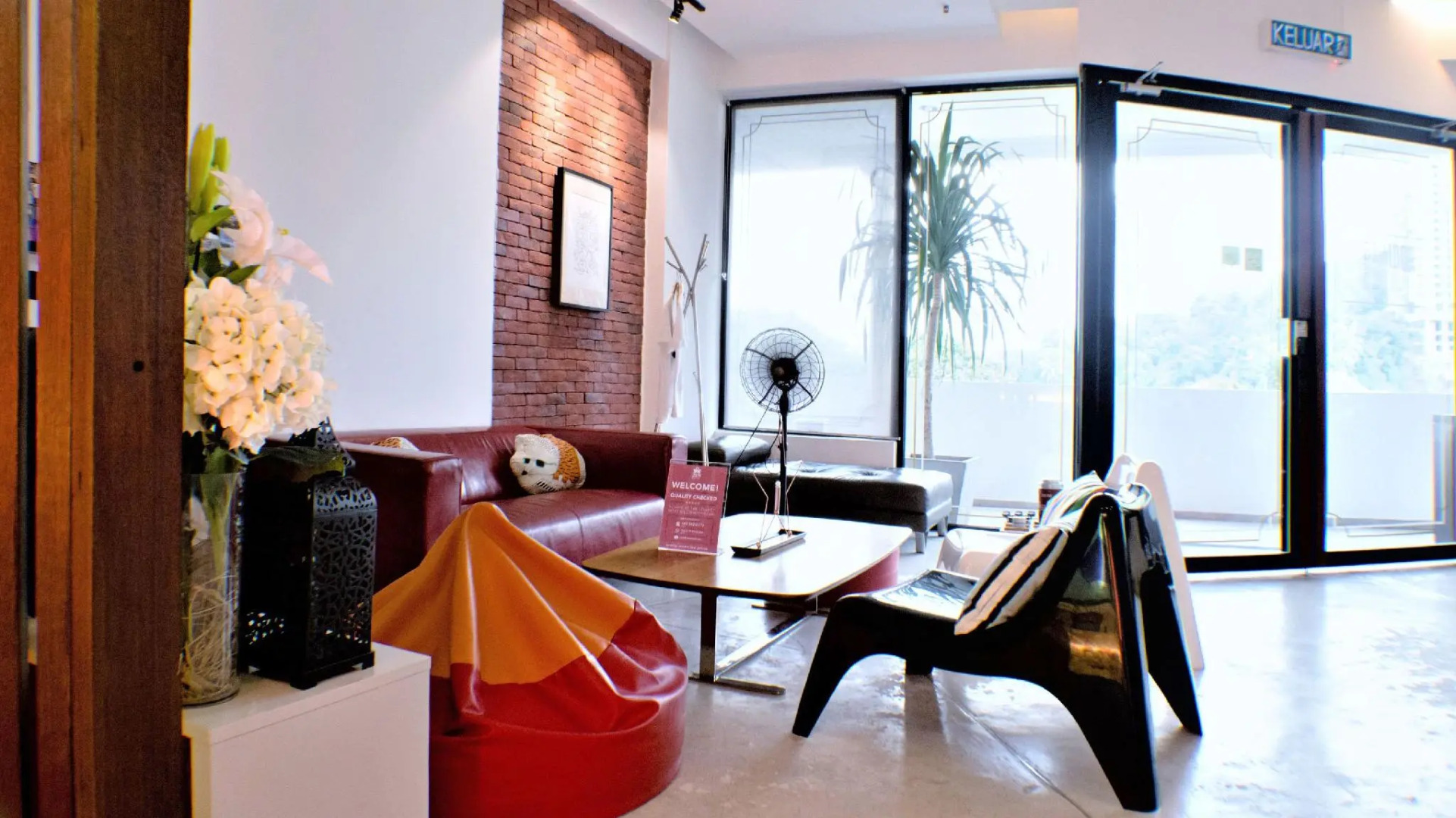 ZEN Rooms Eden Parade