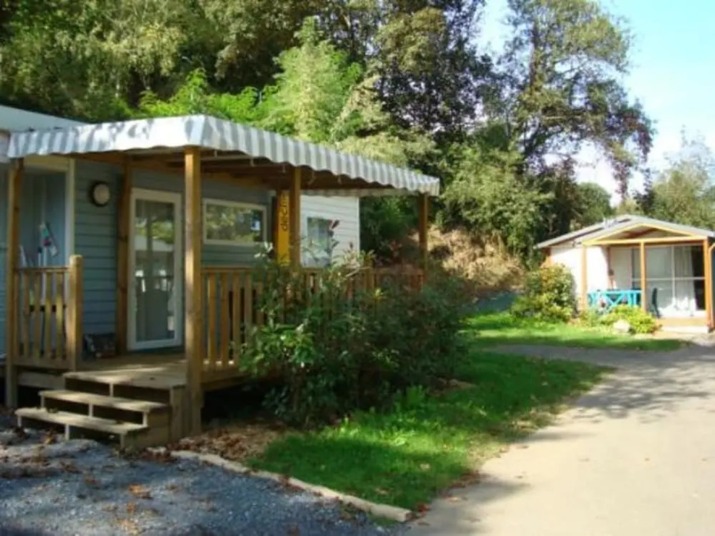 Camping Plein Soleil - Chalets