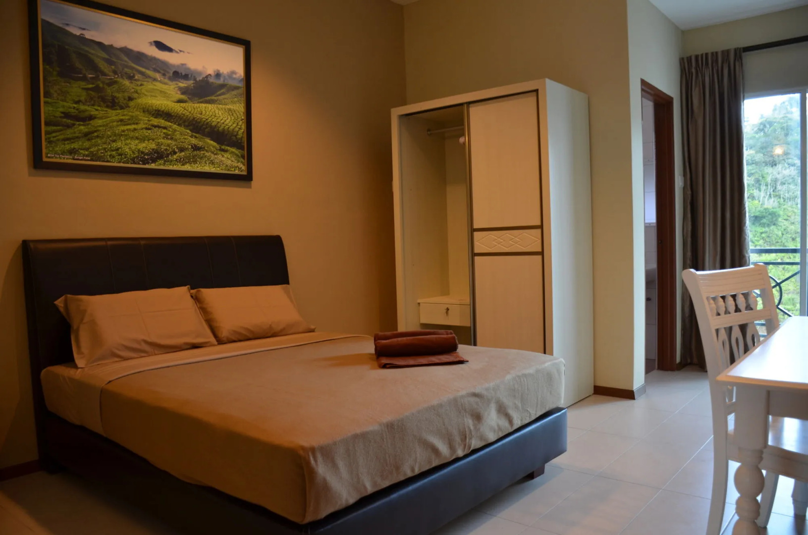 Rovers Inn formerly known as Mentigi Guesthouse