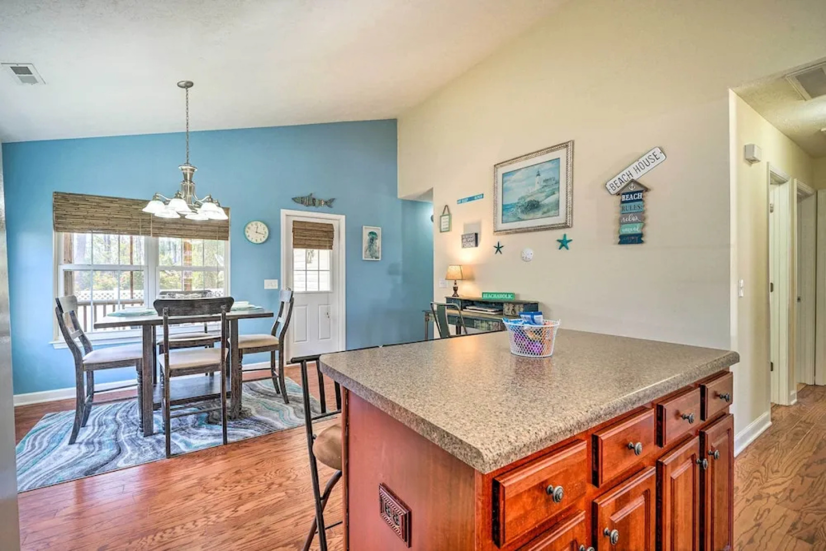 Shore2please: 4 Mi to Beach & Boat Rentals!