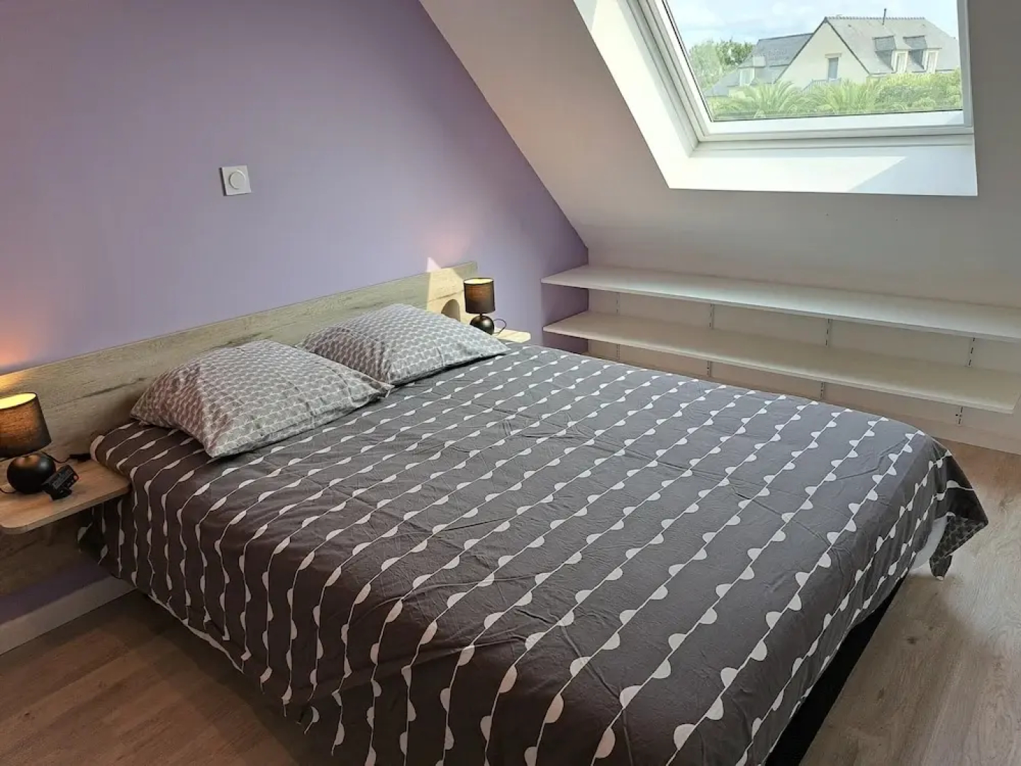 Comfortable Holiday Home Near the Beach