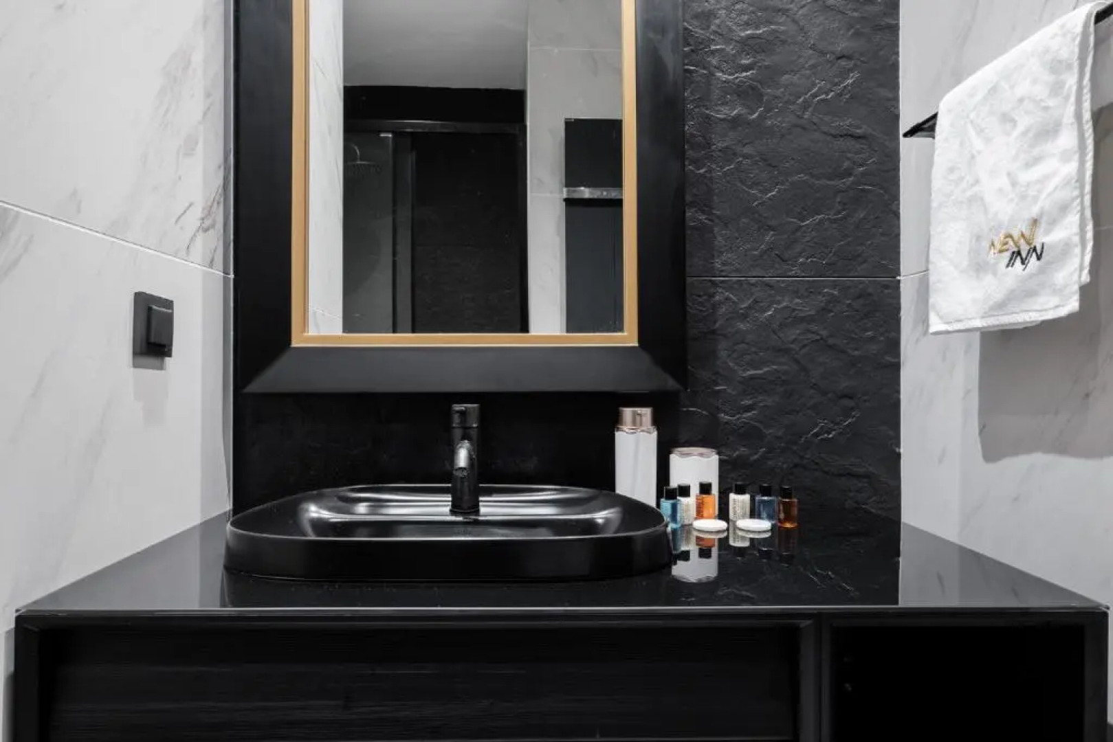 Benesta Residence by NewInn