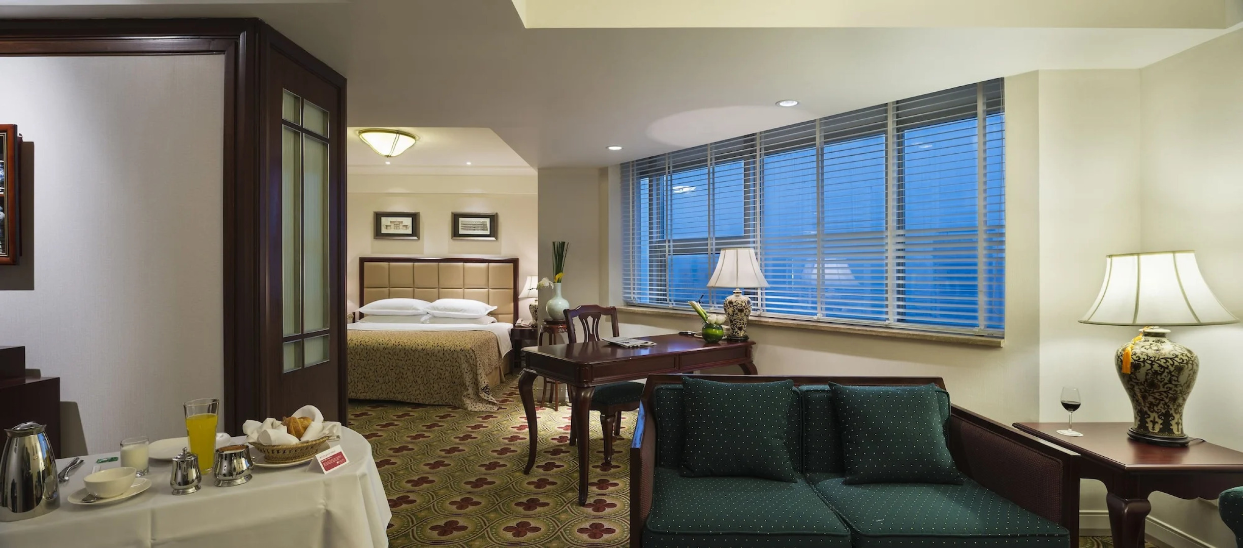 Ramada Plaza Wuhan Optics Valley