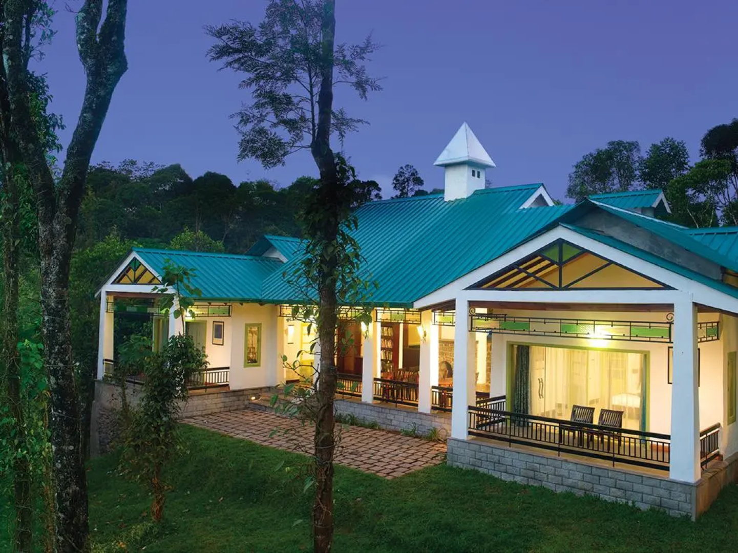 Aanavilasam Luxury Plantation House