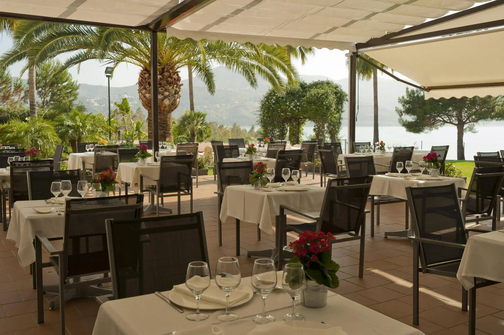 B bou Hotel La Viñuela & Spa