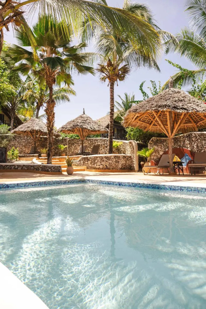 Sunshine Marine Lodge