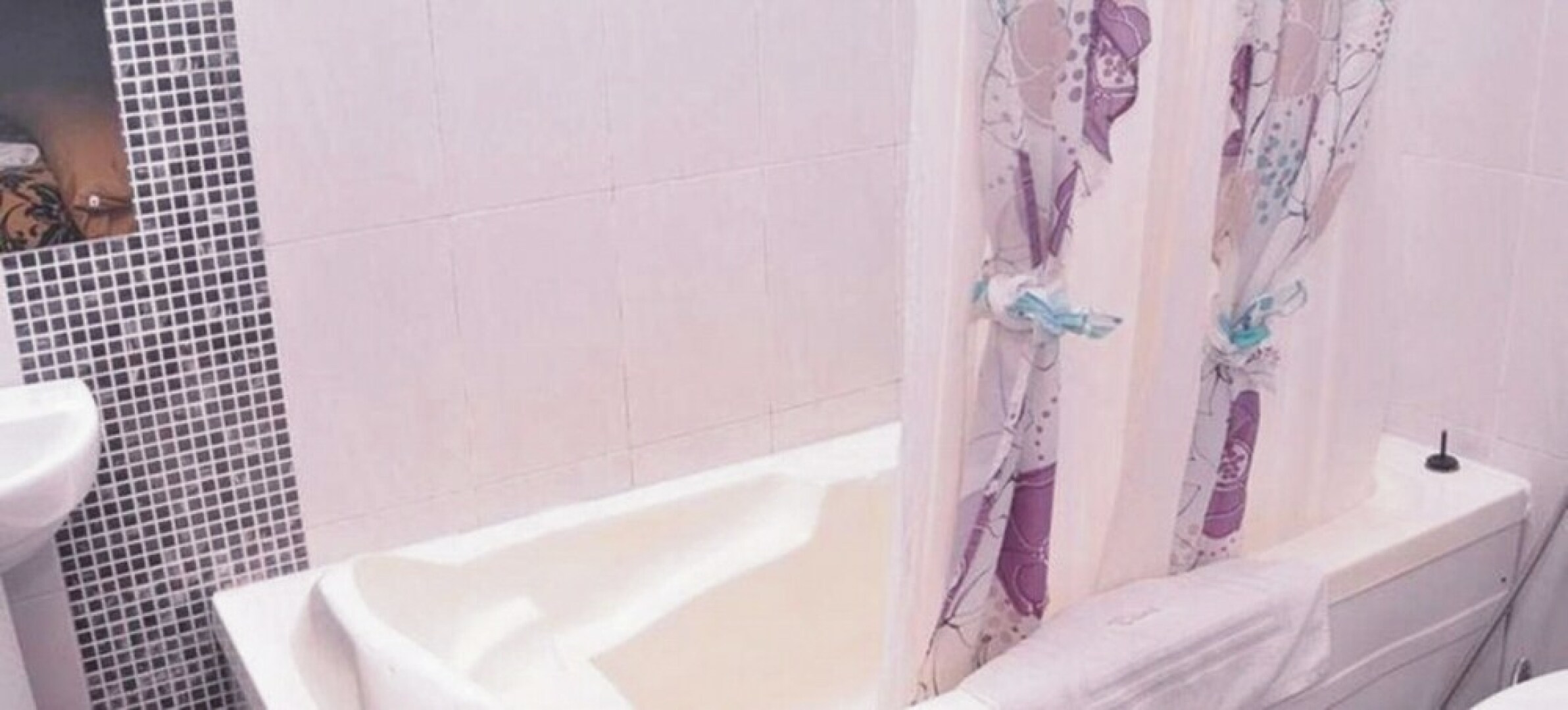 Etal Hotel and Halls