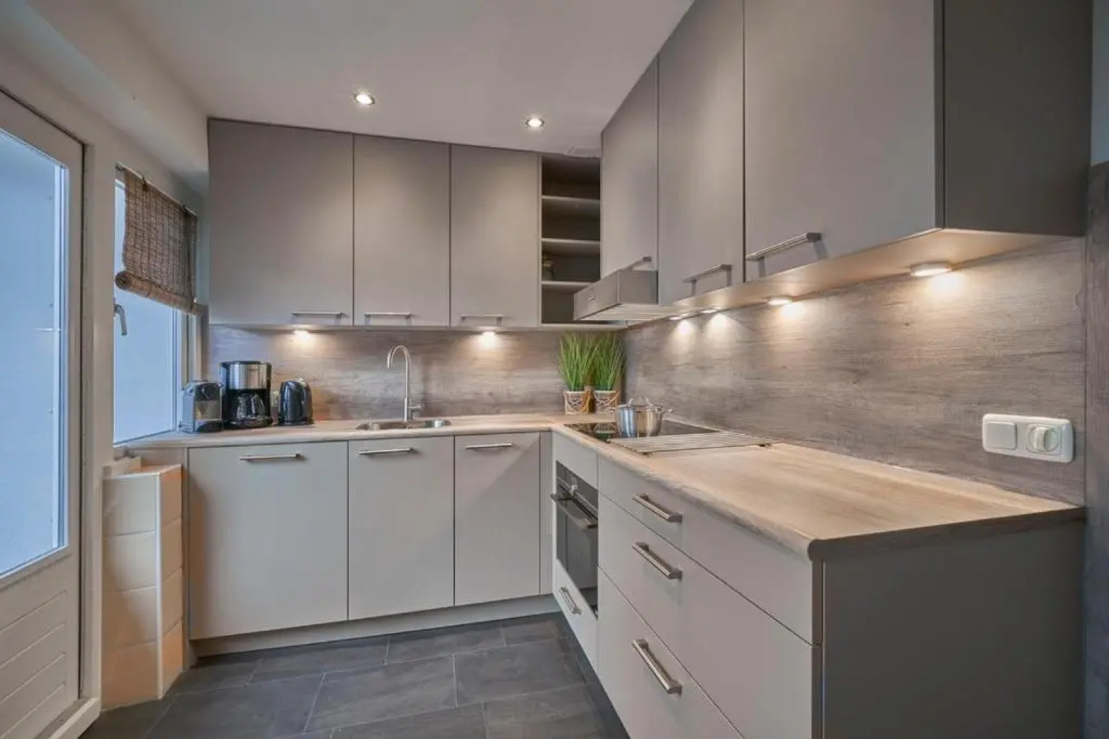 Apartments Four Seasons Voorstraat