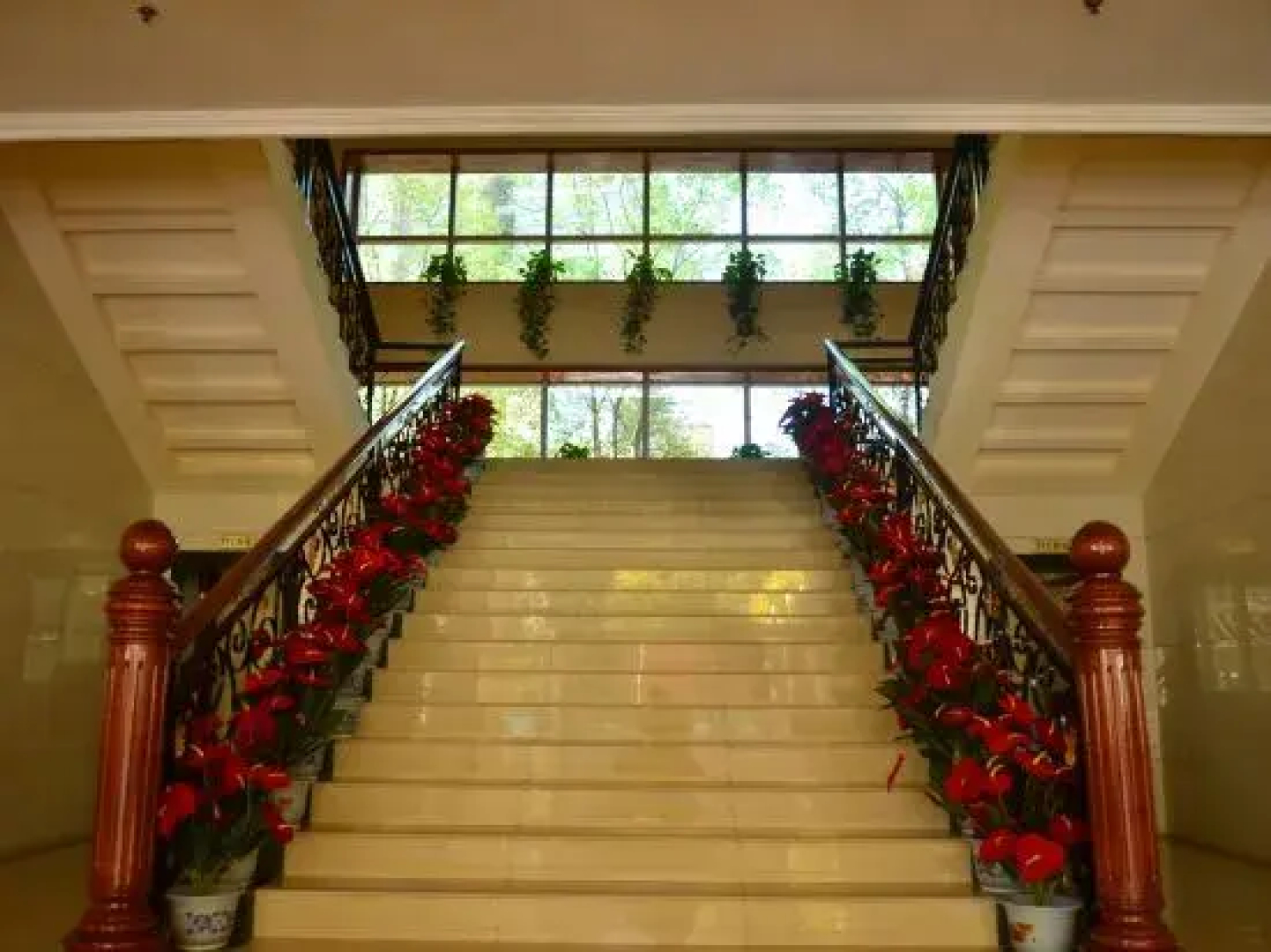 Qianjiang Hotel