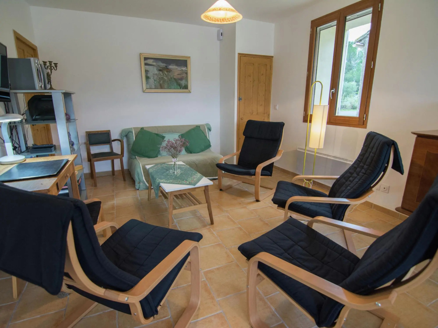 Beautiful holiday home with enclosed, private swimming pool near the village of Aubais.