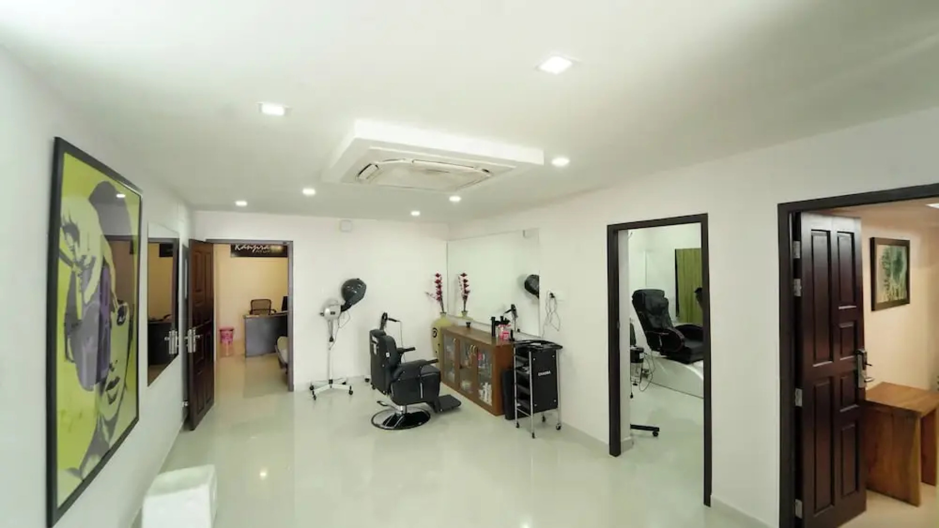 Kfour Apartment & Hotels Private Limited