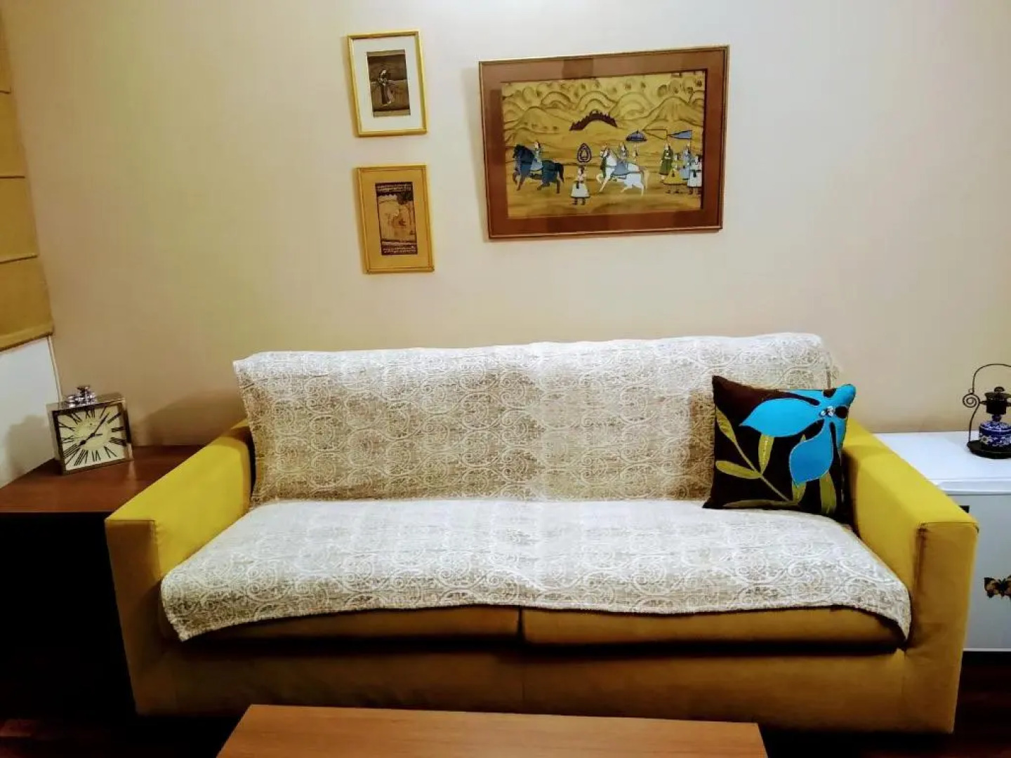 Independent Charming Studio with balcony Urban view