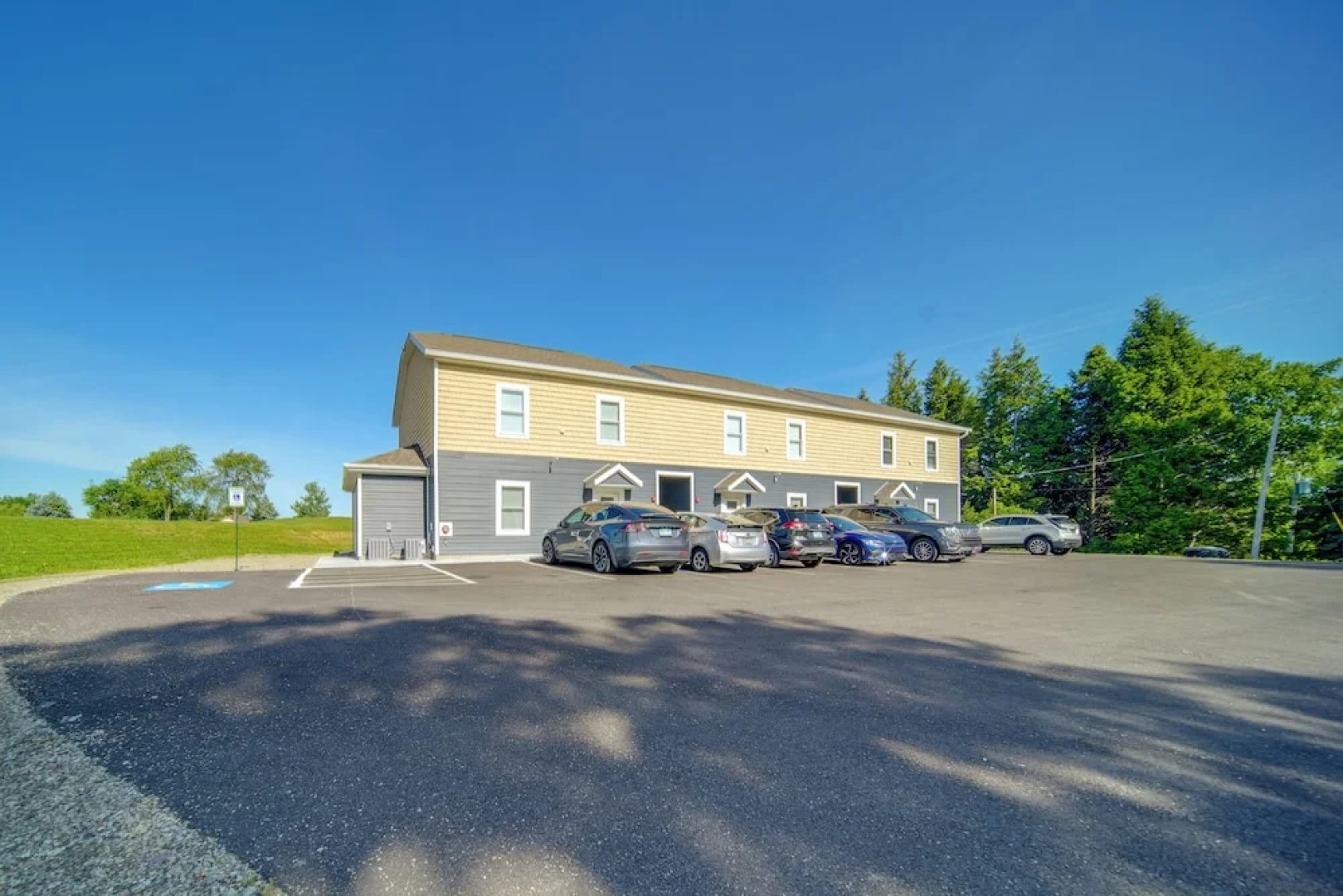 4 Mi to Lake Erie: Condo in Golf Community