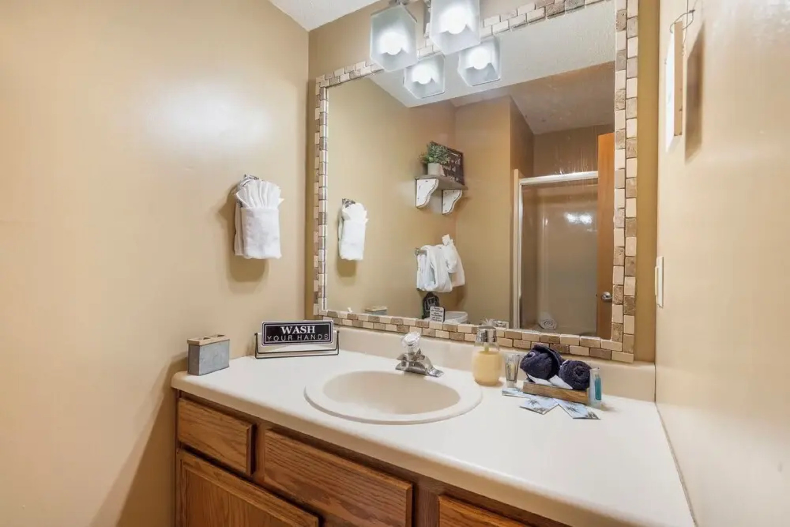 The Circle Retreat Duo