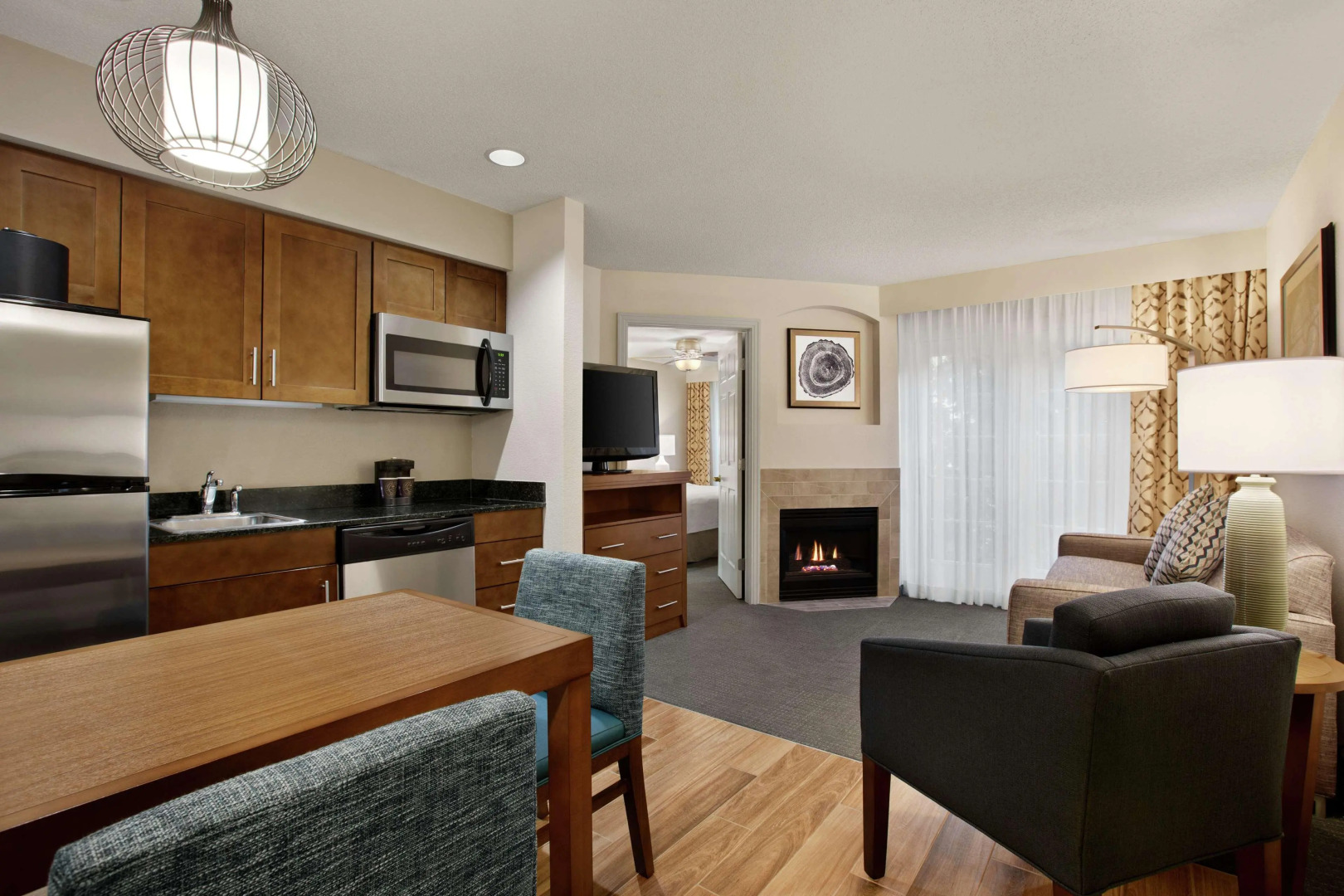 Homewood Suites by Hilton Kansas City-Airport