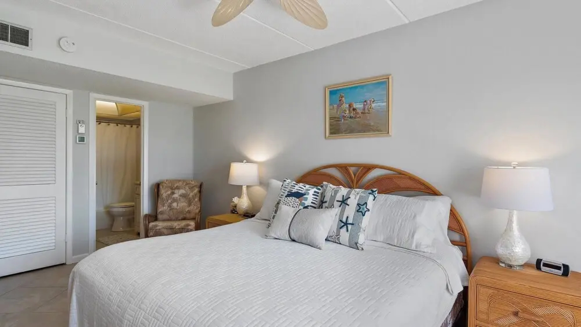 Beach Harbor Hideaway 1 Bedroom Condo by RedAwning