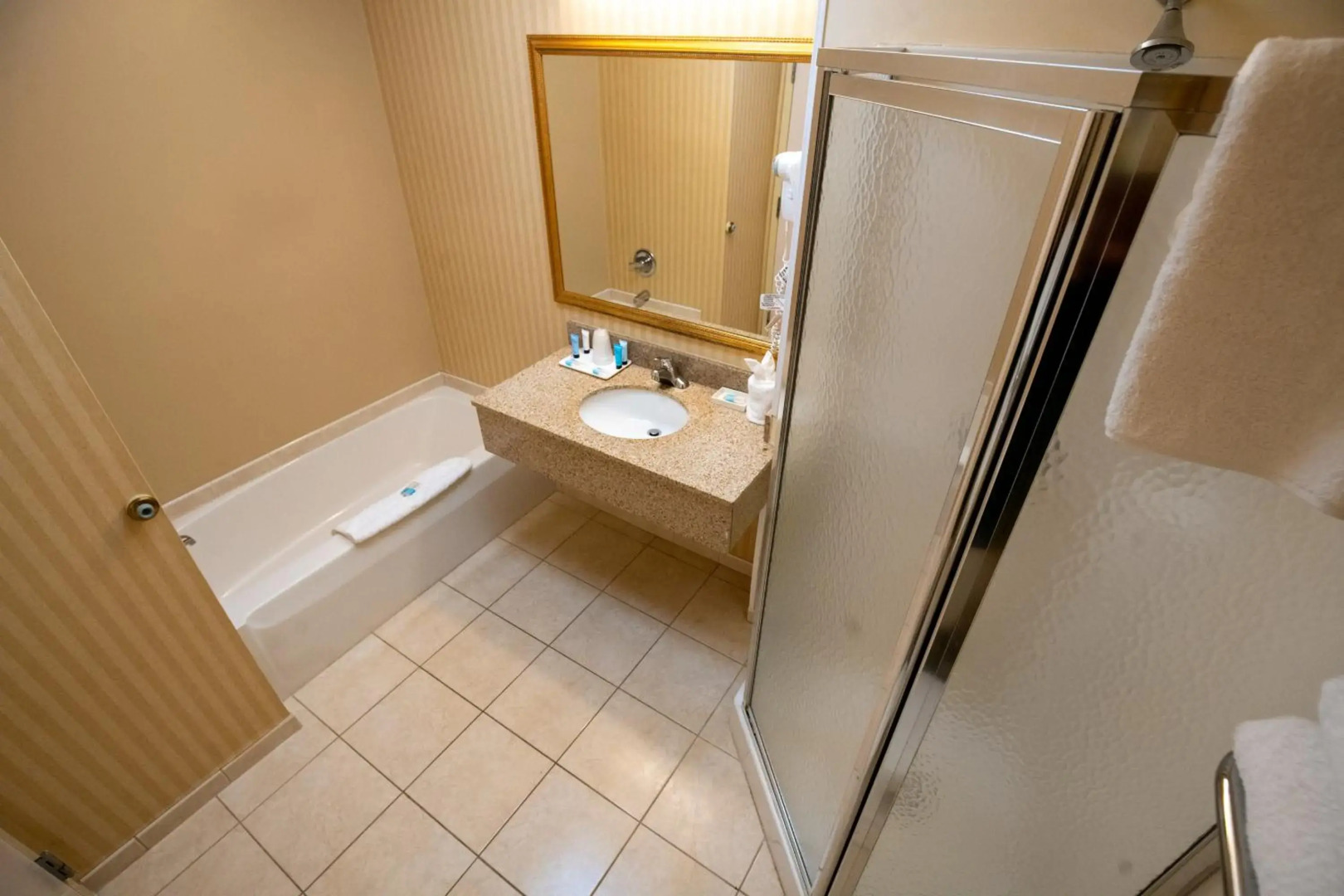 Fort William Henry Hotel and Conference Center