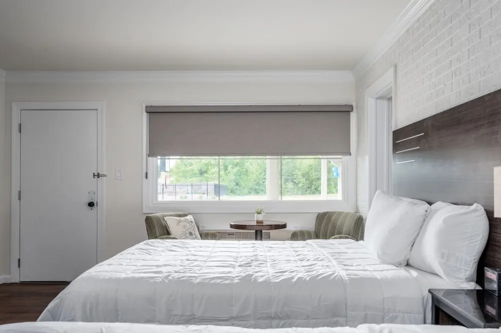 Crewe Boutique Inn