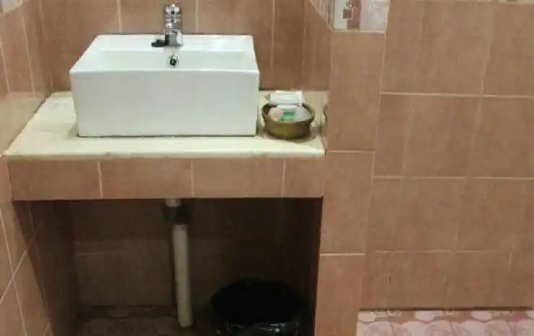 Hotel Cendrawasih 66