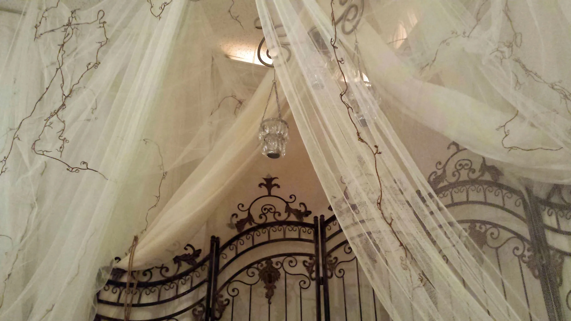 5th East Hall Bed & Breakfast