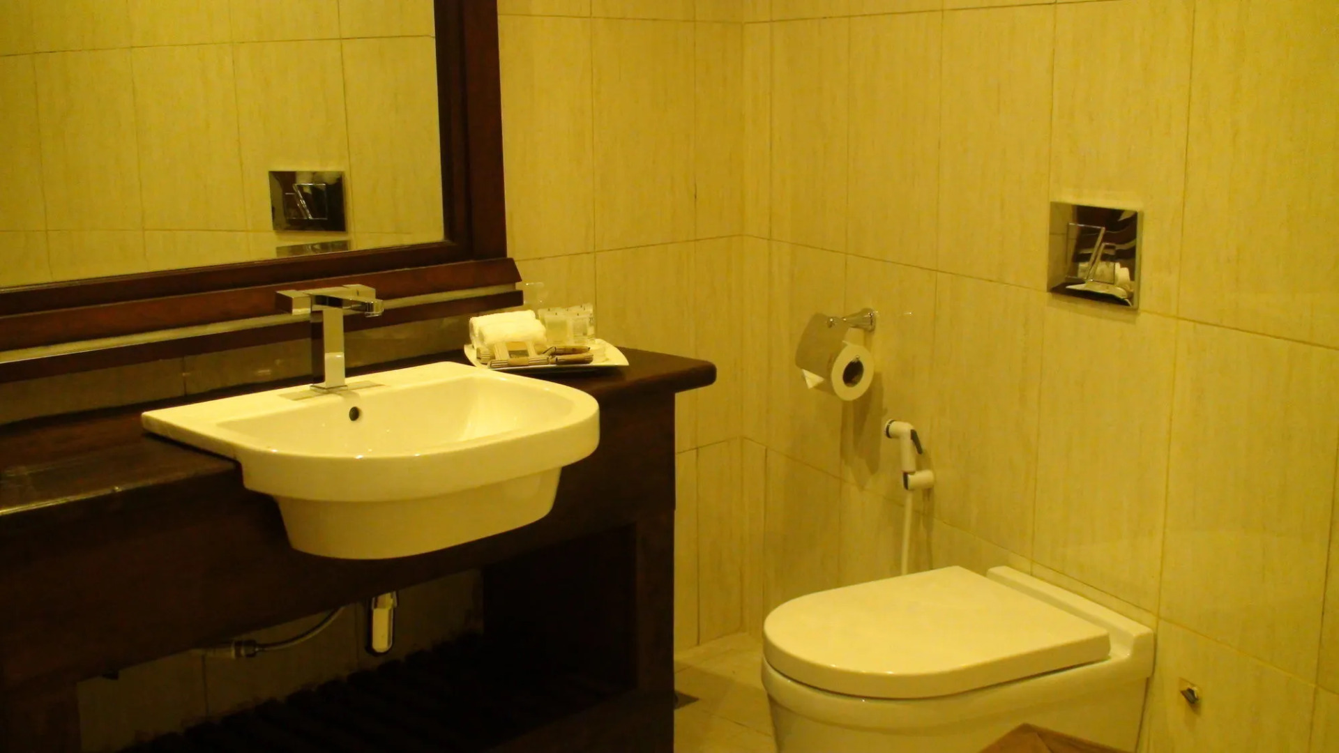 Avasta Resort and Spa