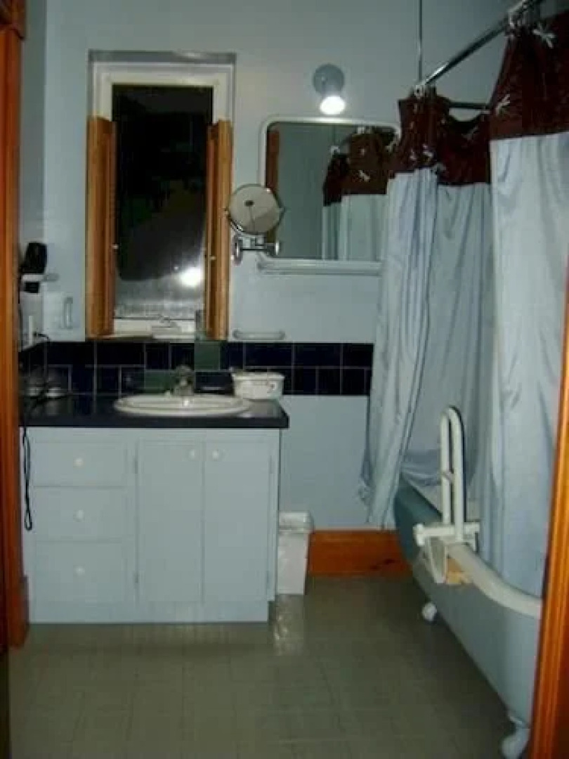 Beside the Trail Bed & Breakfast