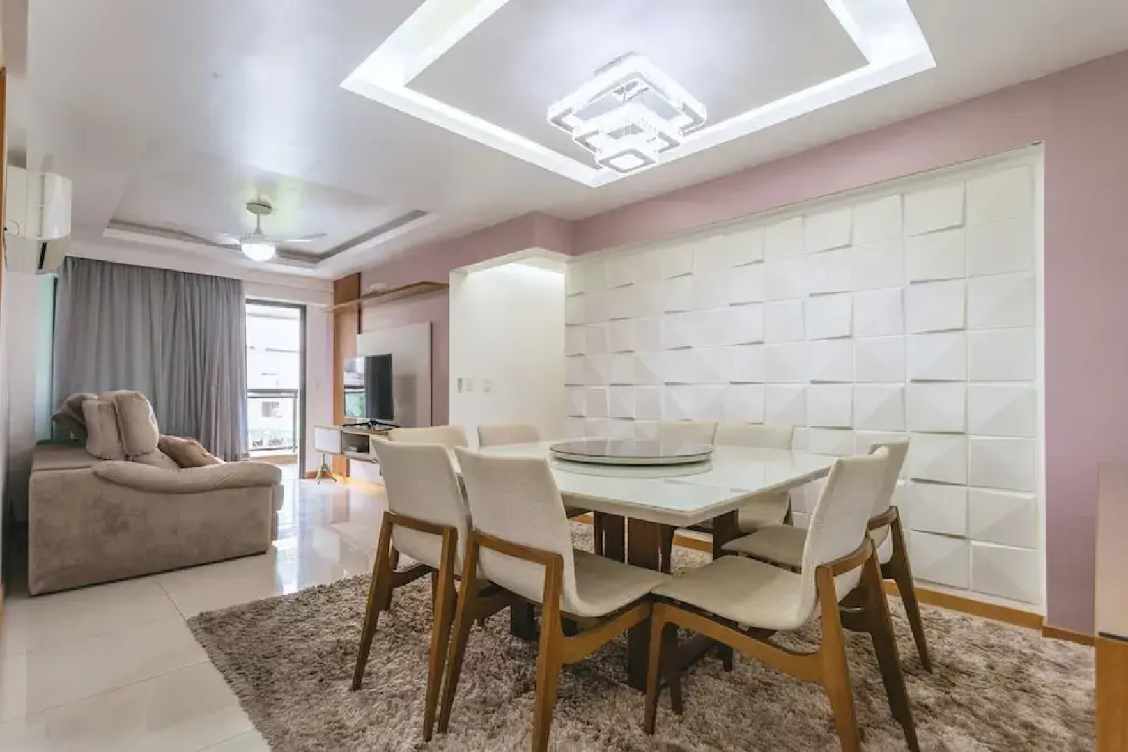 Apto com Piscina Wifi Ar-condicionado e Garagem