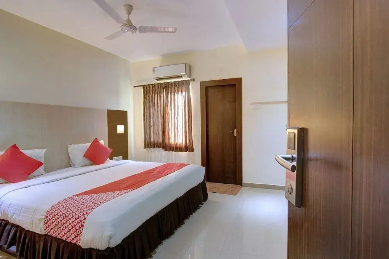 Motel Gajraj Continental by OYO Rooms
