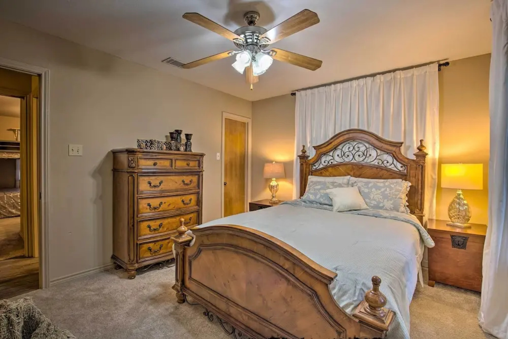 Cozy Family Home w/ Fire Pit, 4 Mi to Lake Fork