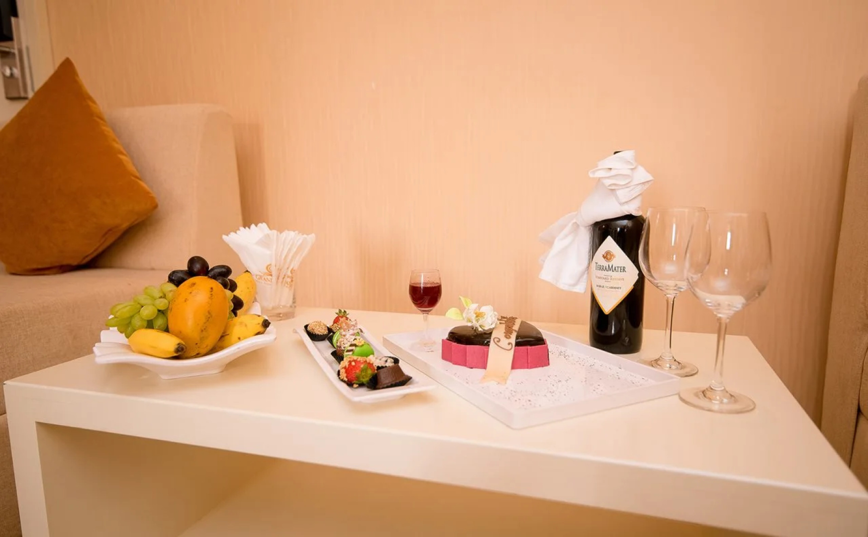 Grandeeza Luxury Hotel