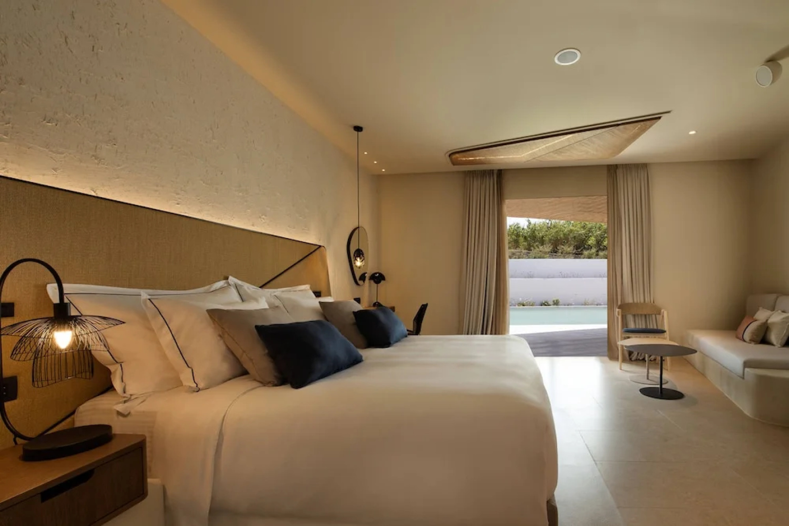 Aegon Mykonos, Autograph Collection