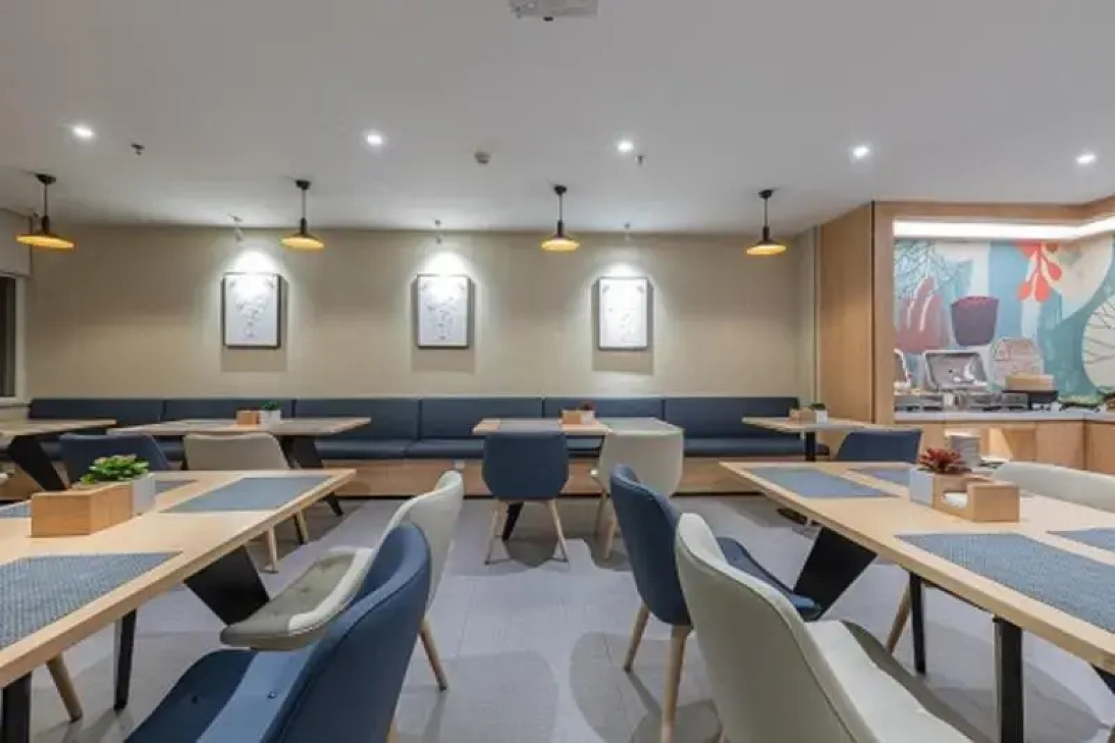 Hanting Hotel (Xinxiang Pingyuan Road)