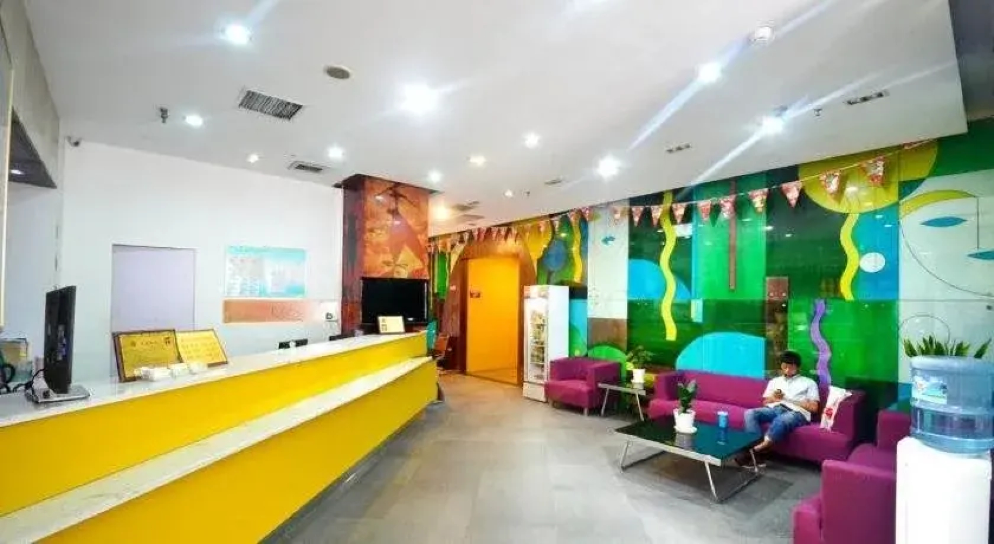 德莫风尚酒店(武汉大学店)