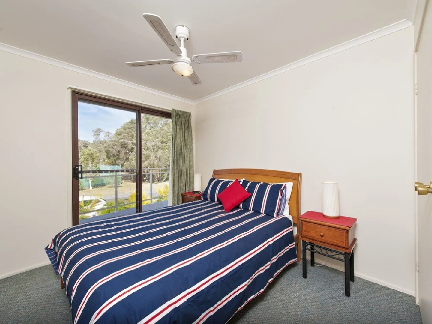 The Breakers, 16A Government Road