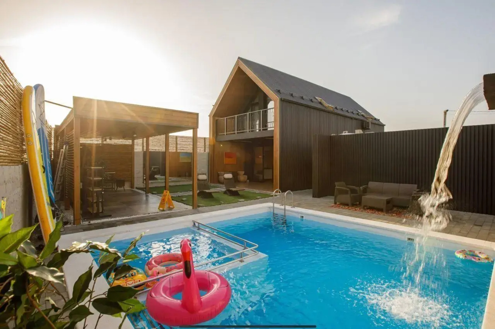 Коттедж на улице Береговая 1