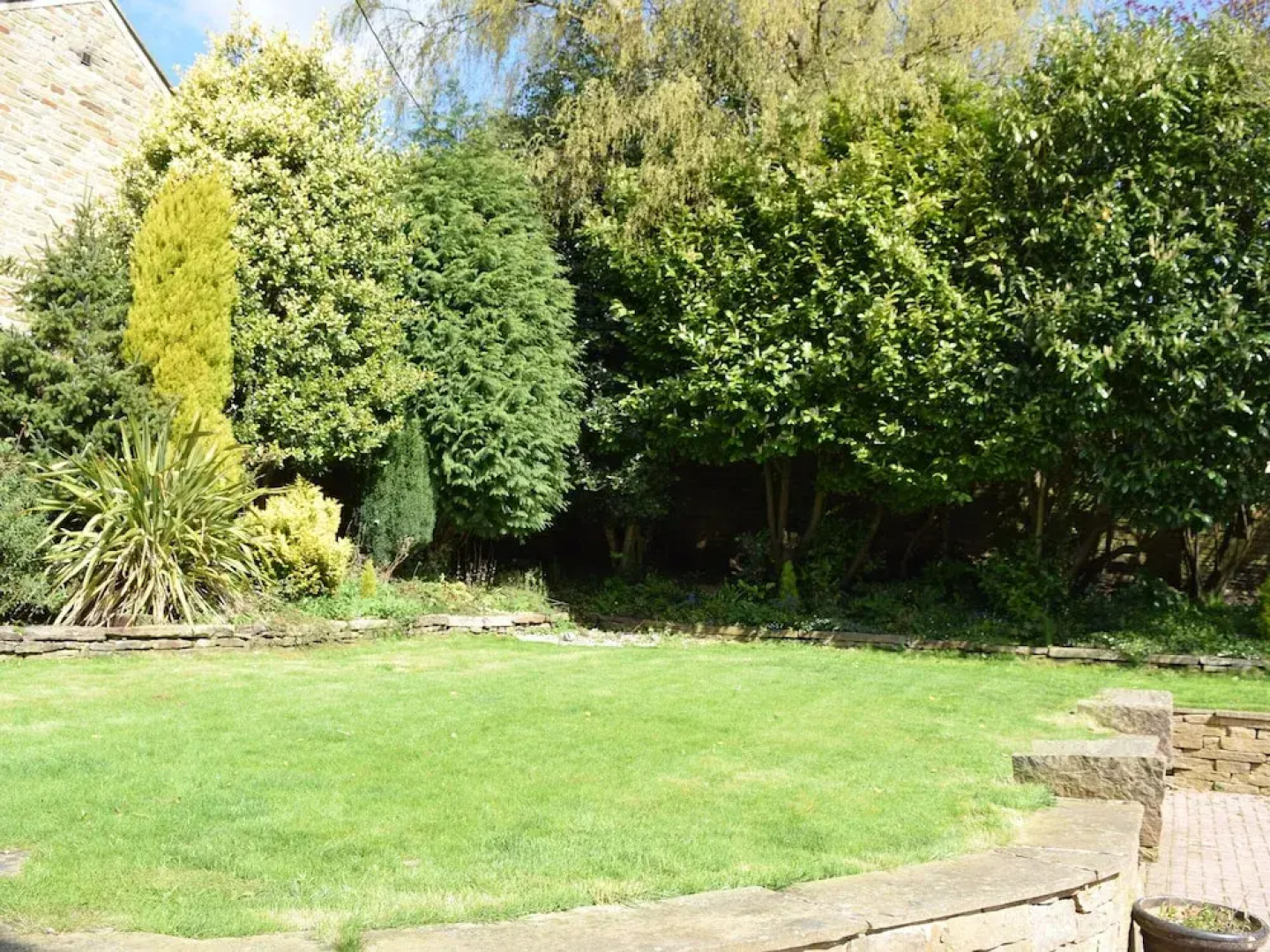 The Old Post Office - Pet Friendly Group Stays in Holmfirth