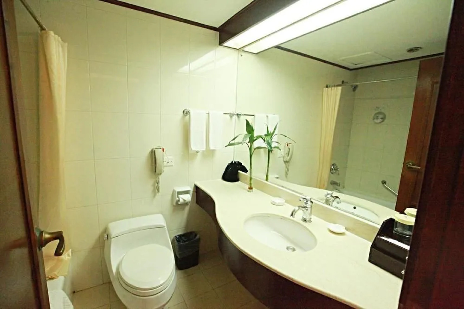 Kunming Wanghu Hotel