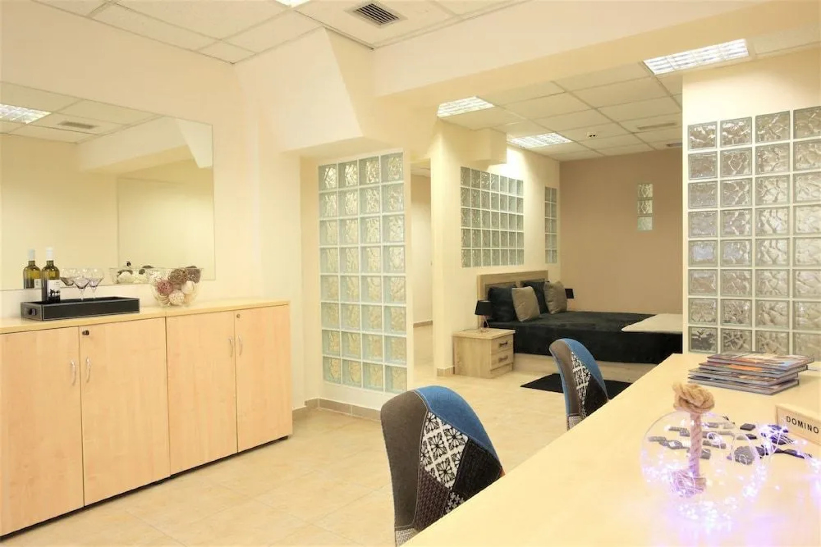 GK Airport Suites - Free Shuttle