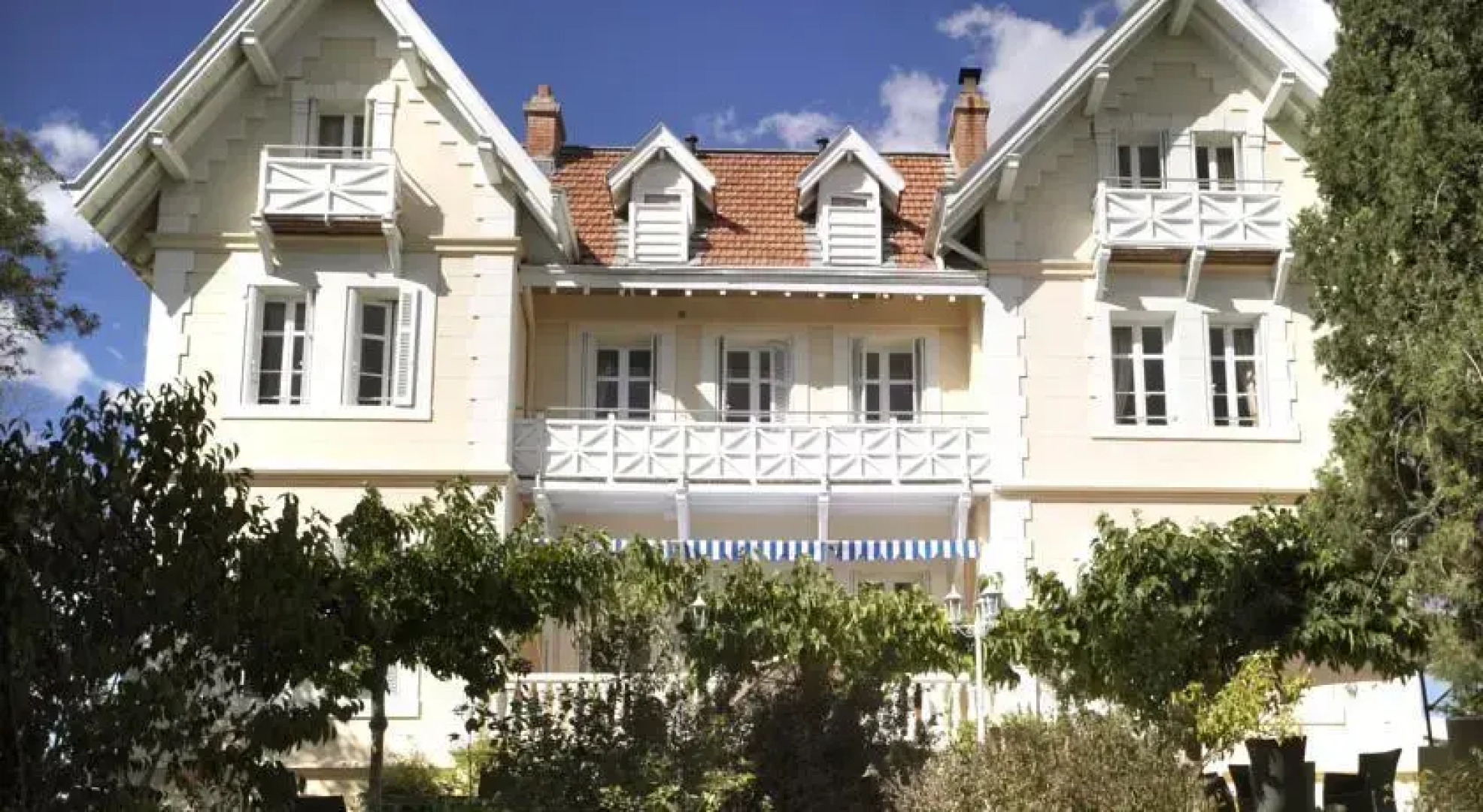 Romantik Hôtel La Chêneraie