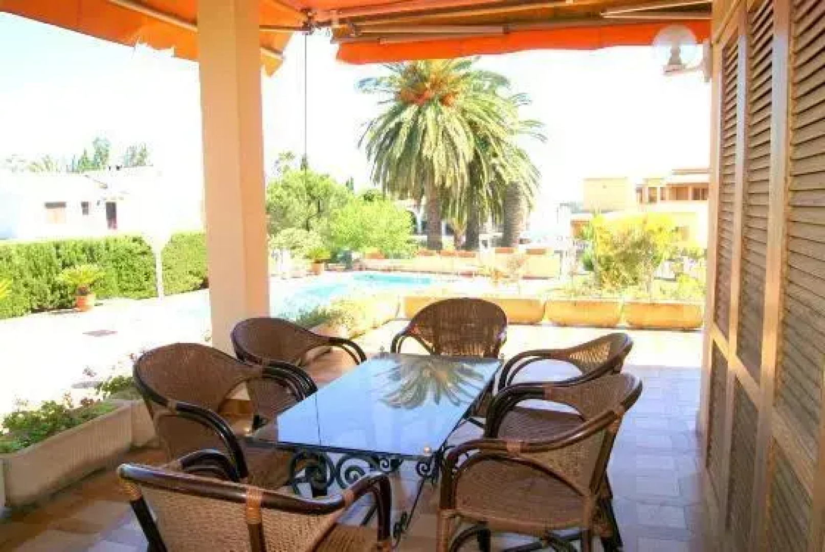Villa near the beach, with garden, in Denia