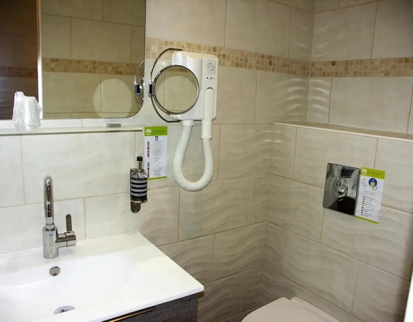 Logis Hôtel La Bonne Auberge