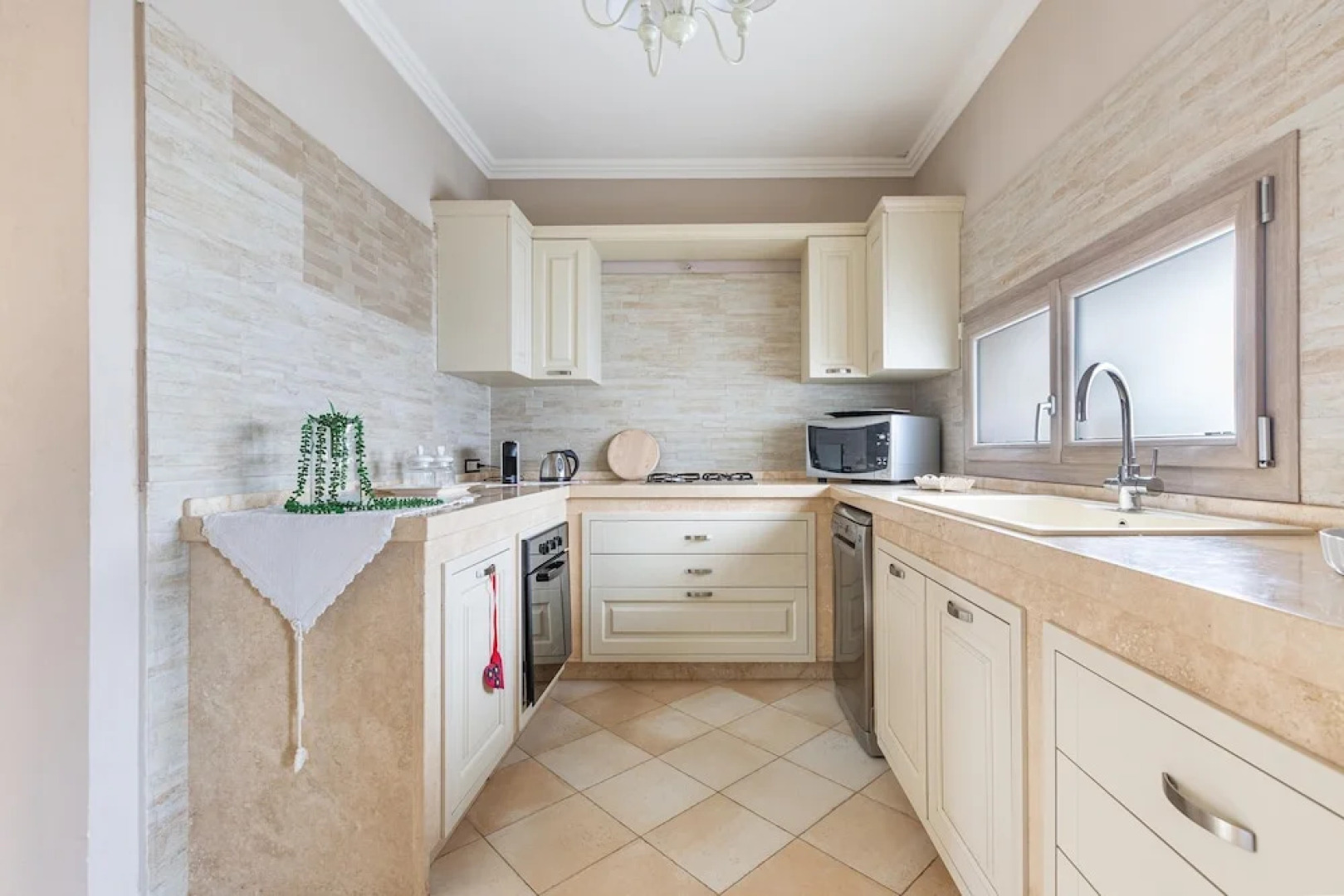 3220 Villa Smeralda by Barbarhouse